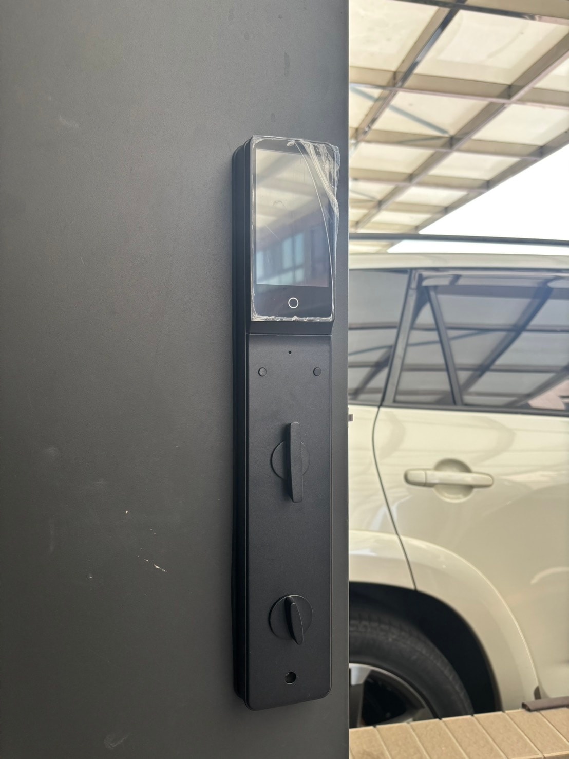 超薄機身正面特寫